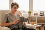 cagnolino-peluche-fermaporta-25-cm-seduto