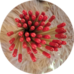 matite-con-semini-fiori-di-farfalle-tappino-rosso-passione