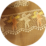 passamaneria-a-metraggio-macrame-h8-cm-naturale-con-angeli