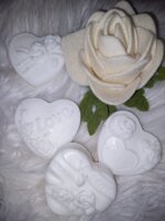 bomboniera-cuore-55-x-65-cm-in-glicerina-vegetale-bianca