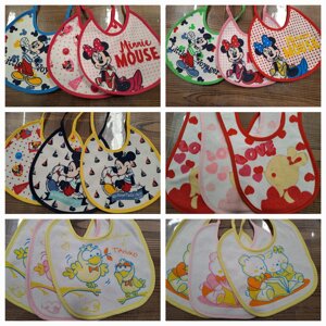 set-composto-da-3-bavaglini-fine-serie-non-riassortibile