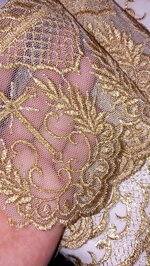 passamaneria-a-metraggio-macrame-h12-cm-oro-disegno-sacro