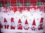 tovaglia-noel-in-cotone-140x180-cm-disegno-gnomi-little