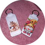 portachiavi-in-similpelle-sublimabile-con-taschino-posteriore-cm-10x4-con-personalizzazione