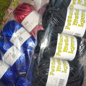 fettuccia-metallica-in-similpelle-gomitoli-da-100-grammi