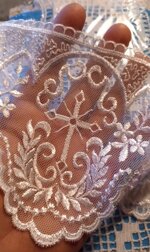 passamaneria-a-metraggio-macrame-h12-cm-bianco-disegno-sacro