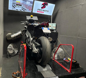 Moto sul banco prova