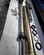 revisione-forcella-moto