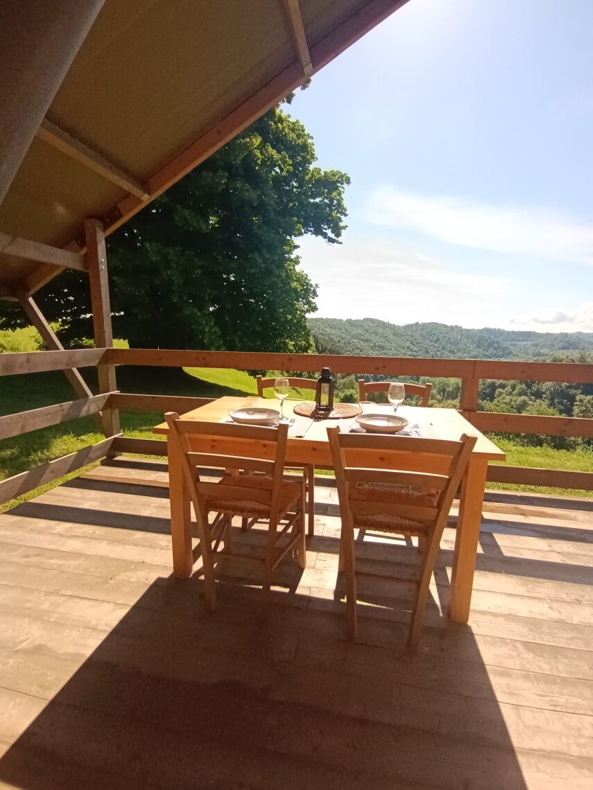 Tavolo da Pranzo, Colazione e Cena Tavolo da Pranzo, Colazione e Cena