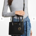 borsa-michael-kors-mercer-small-con-tracolla-colore-nera