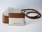 box-michael-kors-tracolla-portacarte-colore-vanilla
