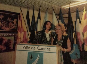 b7930a5e-f4c4-4533-a12f-5d030587dd63