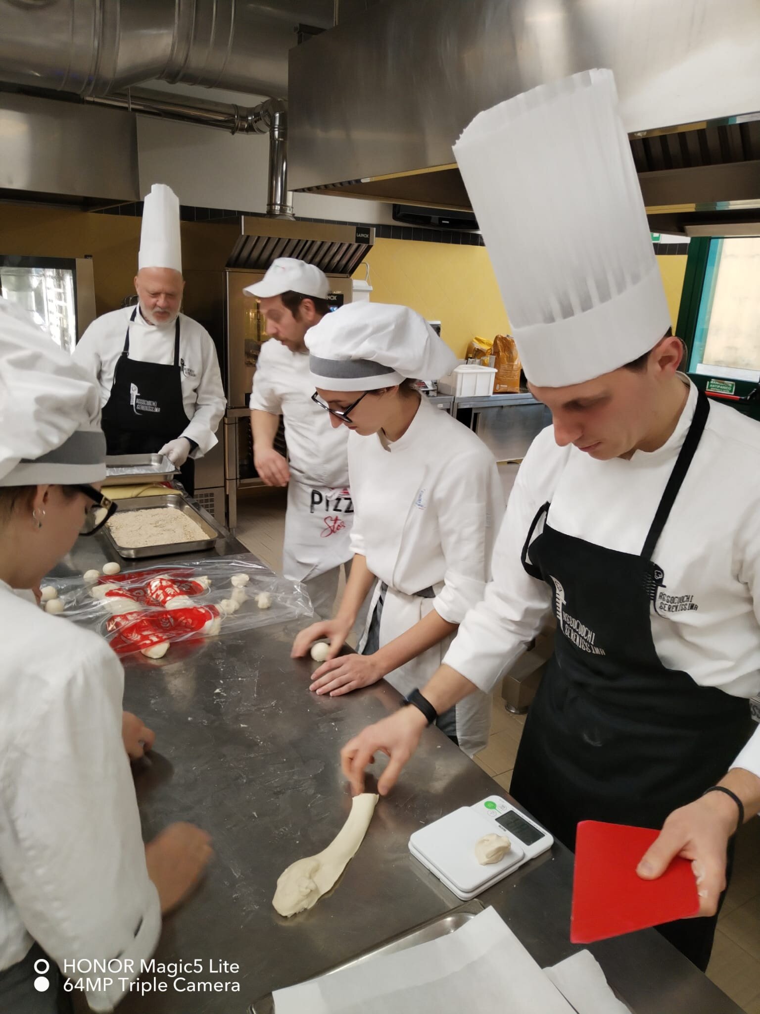Tradizione, formazione e solidariet&agrave;: al Cornaro si celebra San Giuseppe