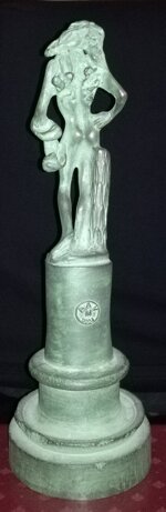 dali-salvador-el-hombre-de-newton