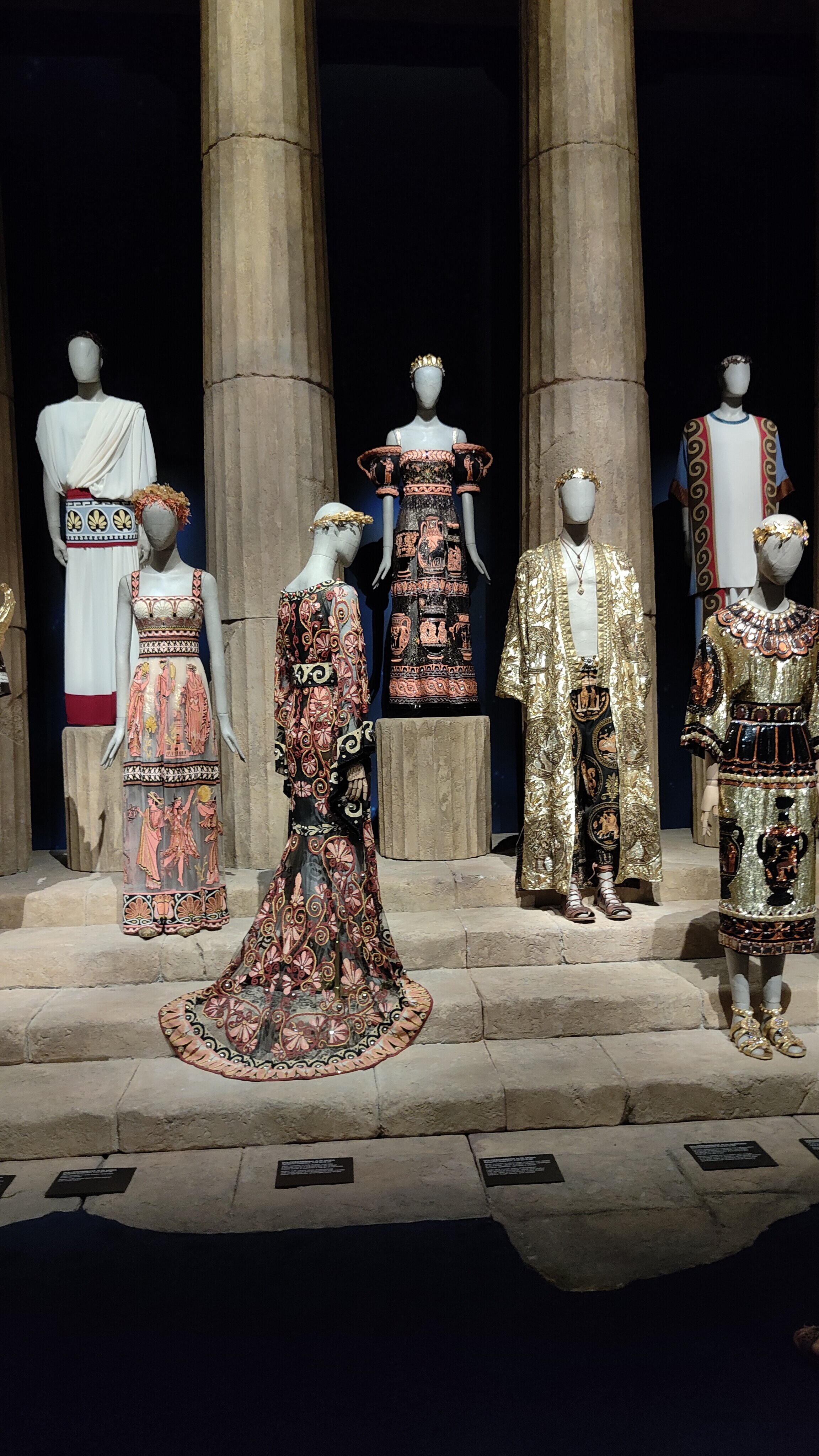 Emozioni Senza Tempo: la mia Visita alla Mostra Dal Cuore alle Mani: Dolce & Gabbana a Roma