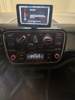 volkswagen-up