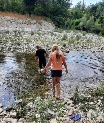 6deb902f-727c-4d46-b3e9-c8a35288b142 6deb902f-727c-4d46-b3e9-c8a35288b142