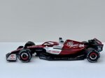 143-burago-alfa-romeo-f1-team-orlen-c42-guanyu-zhou-bahrain-gp-2022
