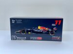 143-burago-oracle-red-bull-racing-rb18-sergio-perez-con-casco-2022