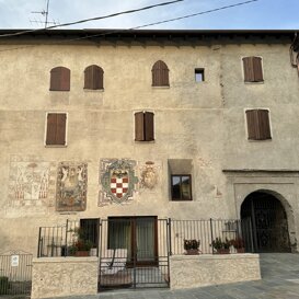 Esterno Palazzo Esterno Palazzo