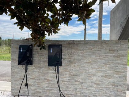 b8816732-bf64-4ad9-881c-2f19f9cb5cb8 b8816732-bf64-4ad9-881c-2f19f9cb5cb8