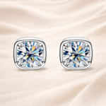 orecchini-punto-luce-quadrati-moissanite-da-10-ct-argento-925