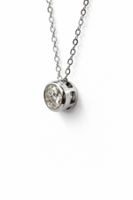 collana-punto-luce-moissanite-05-ct-argento-925