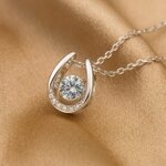 collana-ferro-di-cavallo-con-moissanite-05ct