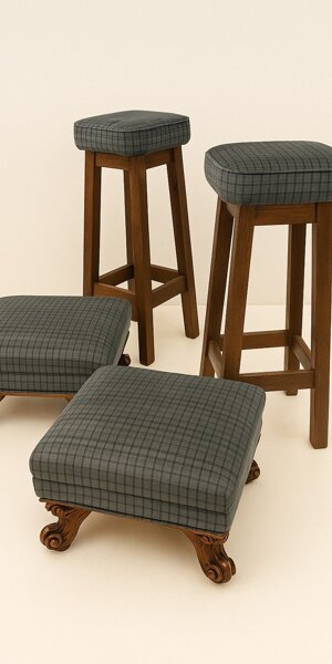 Set di 4 sgabelli imbottiti