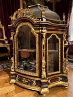 importante-teca-barocca-lignea-dorata-ad-oro-zecchino-roma-seconda-meta-del-xvii-secolo