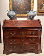 ribalta-mossa-placcata-in-noce-e-palissandro-con-filetti-in-acero-romagna-prima-meta-del-xviii-sec