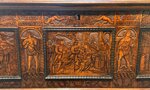 importante-cassone-nuziale-in-cedro-del-libano-pirografato-venezia-o-friuli-xvi-secolo