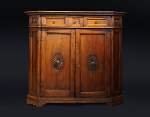 credenza-emiliano-veneta-xvii-secolo