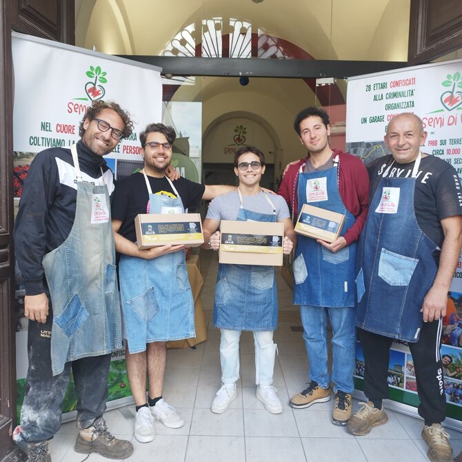 dcbfc397-1a4e-44aa-bbf4-6b1223636de3 dcbfc397-1a4e-44aa-bbf4-6b1223636de3