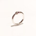 anello-uroboros-in-argento-con-rubino-serpente