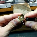 pendente-massonico-raffigurante-il-simbolo-del-nodo-damore-in-argento