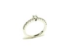 anello-in-oro-bianco-18-kt-con-0295-ct-di-diamanti-fvs