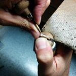 anello-in-oro-bianco-18-kt-con-0295-ct-di-diamanti-fvs