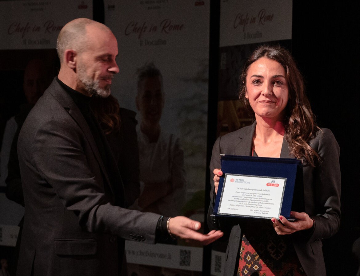 51fa5b00-4ec1-44af-8453-25dbbba6d7b3