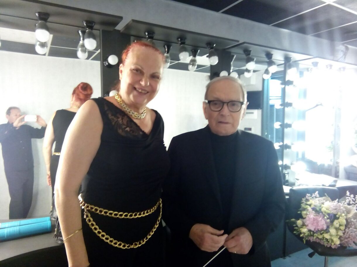 409f31cf-0135-417a-b9cb-650586612401