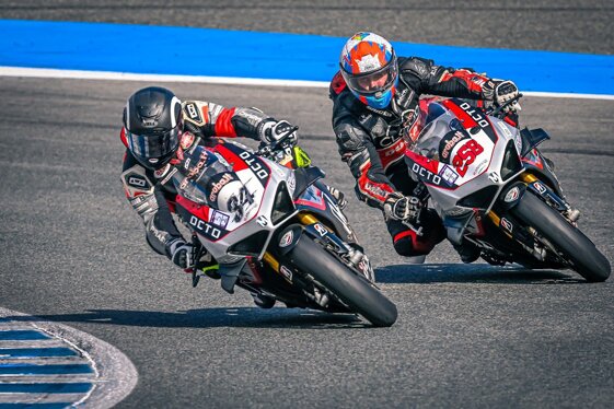 d4bab5b3-3cf6-45b7-8ecb-ef9dc647f4e0 d4bab5b3-3cf6-45b7-8ecb-ef9dc647f4e0