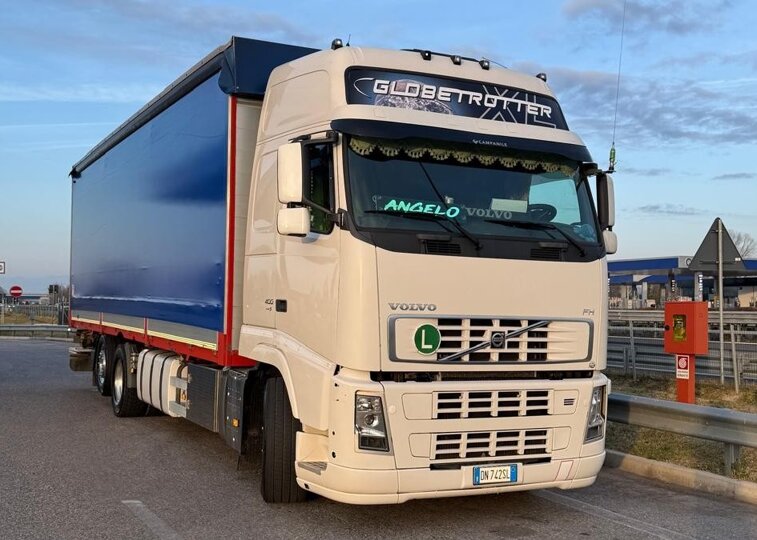 Motrice di Autotrasporti Pecorari Bruno Motrice di Autotrasporti Pecorari Bruno