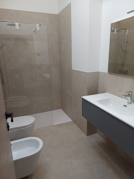 bagno primo comune.jpeg bagno primo comune.jpeg