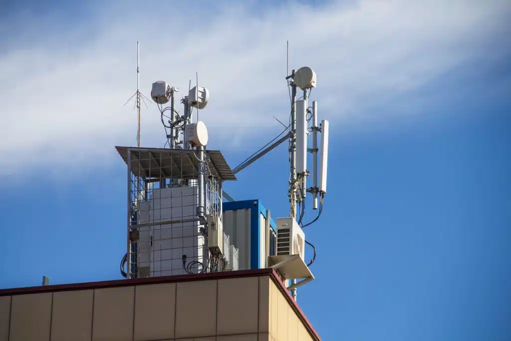 what-is-das-1024x683 what-is-das-1024x683