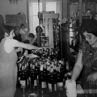 Reparto Imbottigliamento Anni '80 Reparto Imbottigliamento Anni '80