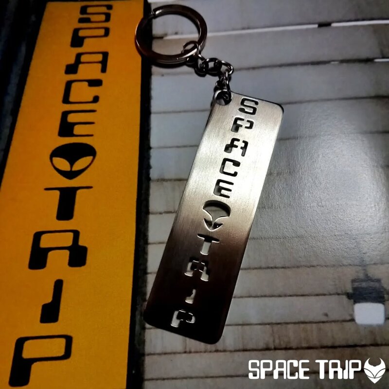 space-trip-store-design-90
