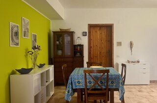 eyJlbiI6IlN0cm9tYm9saSBTaWNpbHkgTWVzc2luYSBWdWxjYW5vIEJlYWNoIn0=