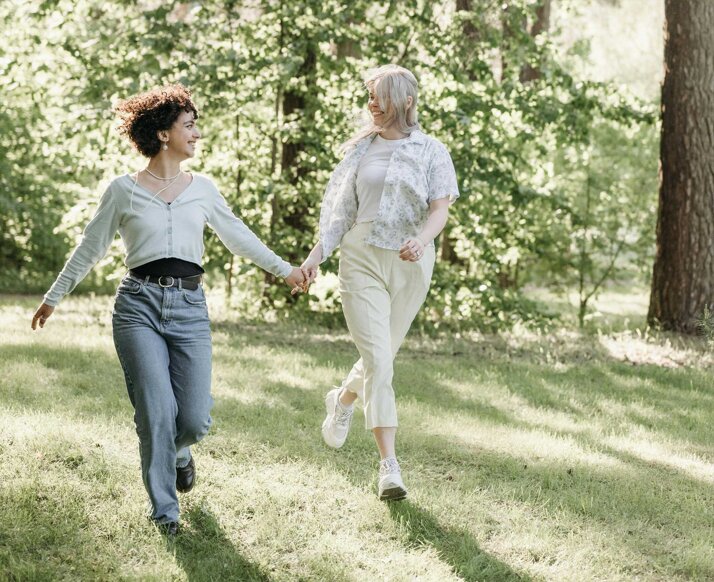 passeggiare-insieme.jpeg passeggiare-insieme.jpeg