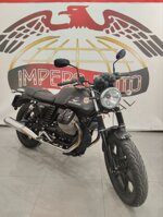 moto-guzzi-v7-2014-4305-km