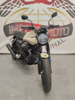 moto-guzzi-v7-stone-sabbia-2026